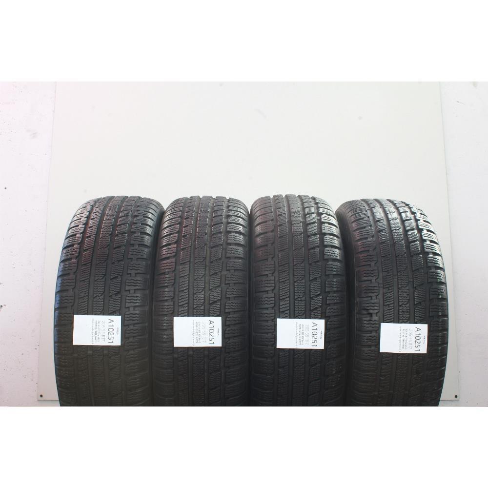 205 55 R17 95V M+S KUMHO I'ZEN KW27