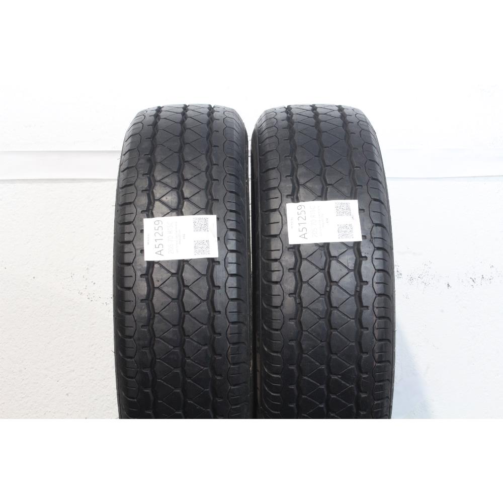 205 70 R15C 106/104R ROADX RXQUEST C02