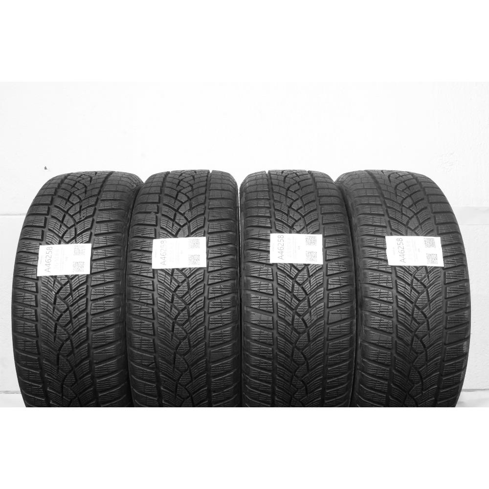 215 50 R18 92V M+S GOODYEAR ULTRA GRIP PERFORMANCE +