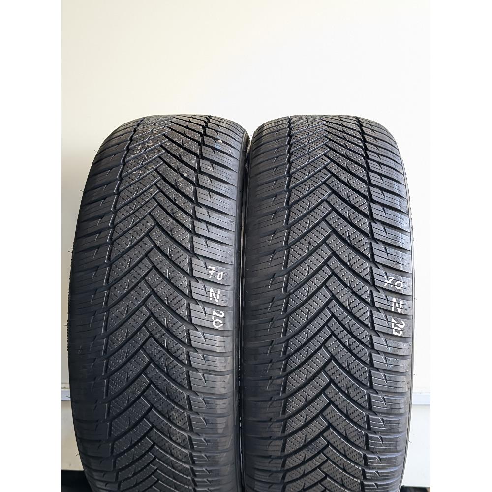 215 50 R18 92W M+S Minerva All Season Master