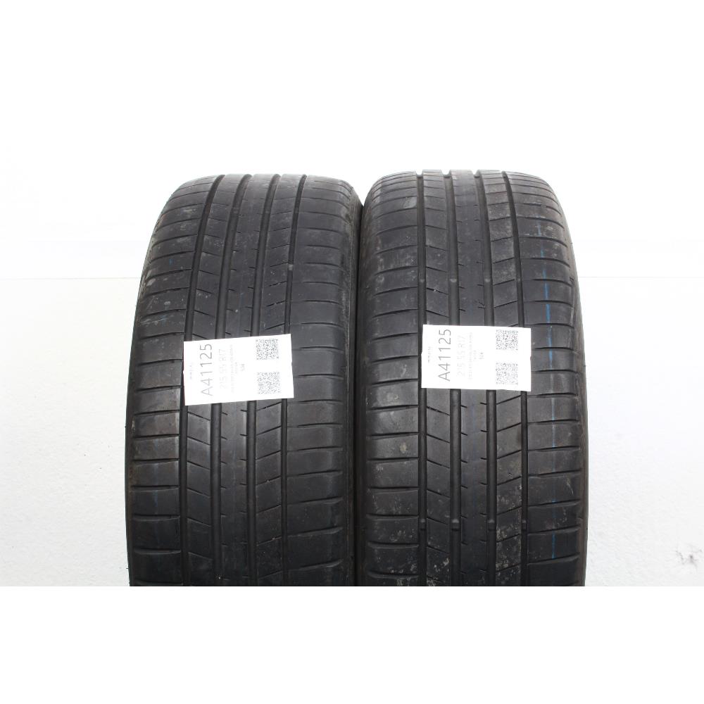 215 55 R17 94V FALKEN AZENIS FK510A