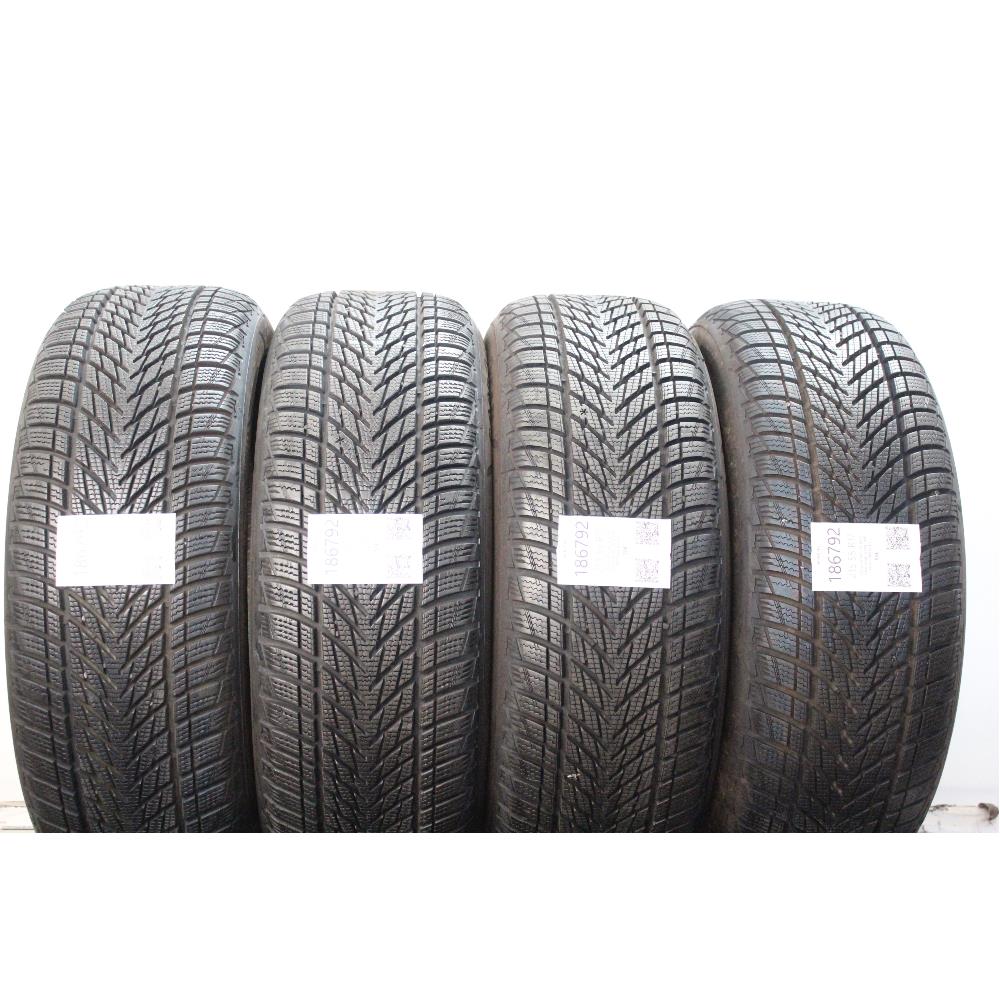 215 55 R17 98V XL M+S GOODYEAR ULTRA GRIP PERFORMANCE 3