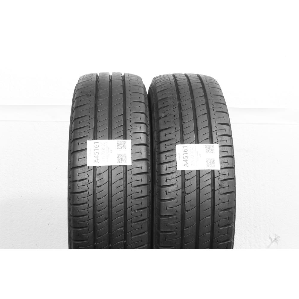 215 70 R15C 109/107S MICHELIN AGILIS XGREEN