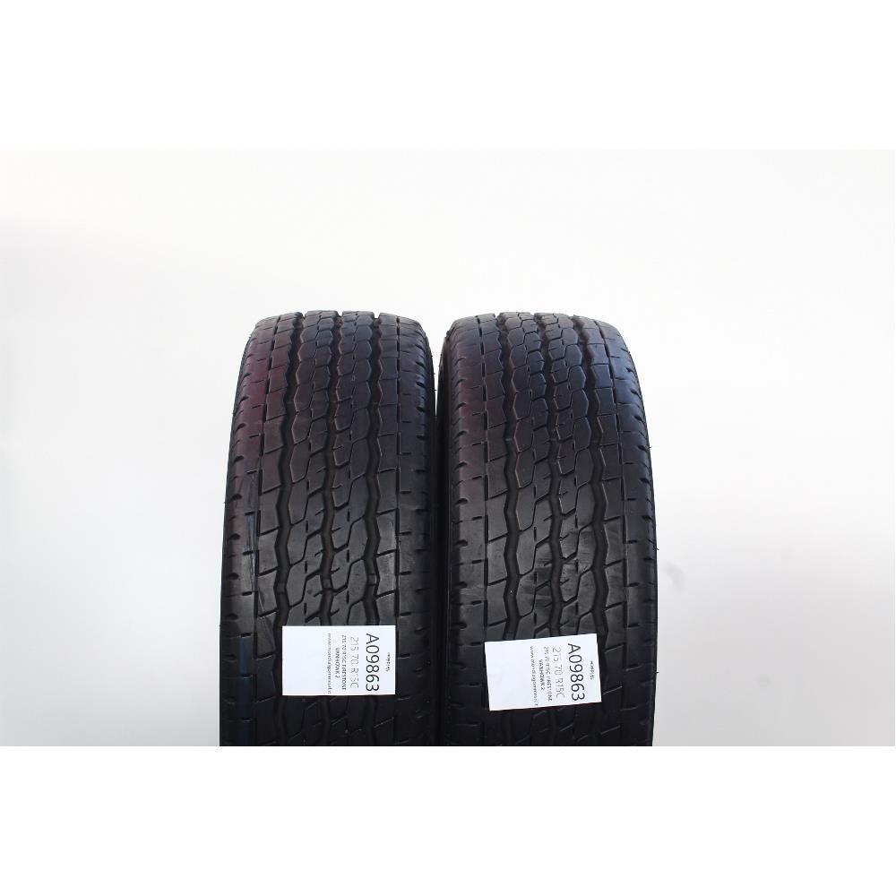 215 70 R15C FIRESTONE VANHOWK 2 