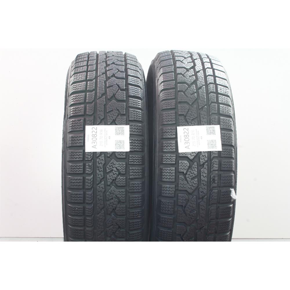 215 70 R16 100T M+S KUMHO ASYMMETRIC I"ZEN RV 