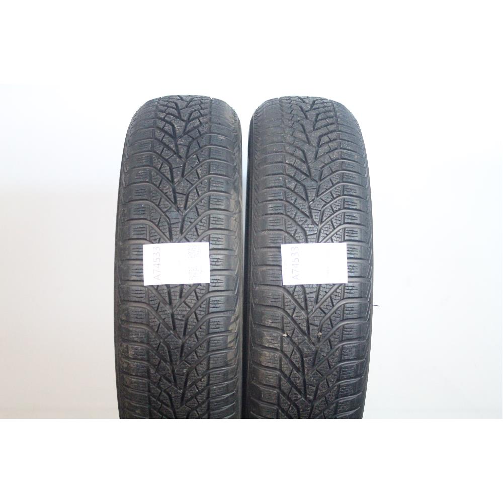 215 80 R15 102T M+S YOKOHAMA BLUEARTH WINTER V905