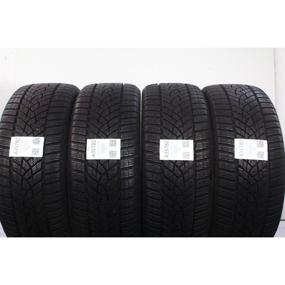225 45 R18 95V M+S XL GOODYEAR ULTRA GRIP PERFORMANCE