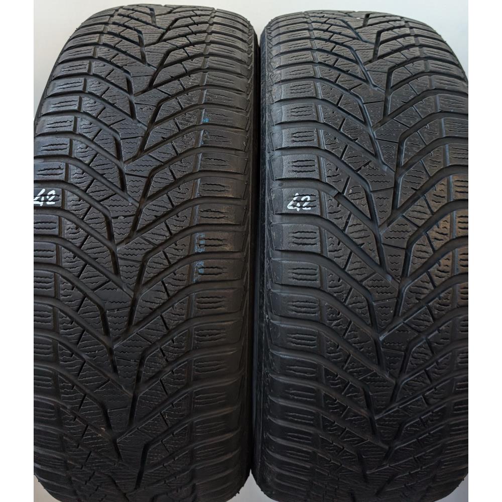 225 50 18 95V M+S YOKOHAMA BLUEARTH WINTER V905