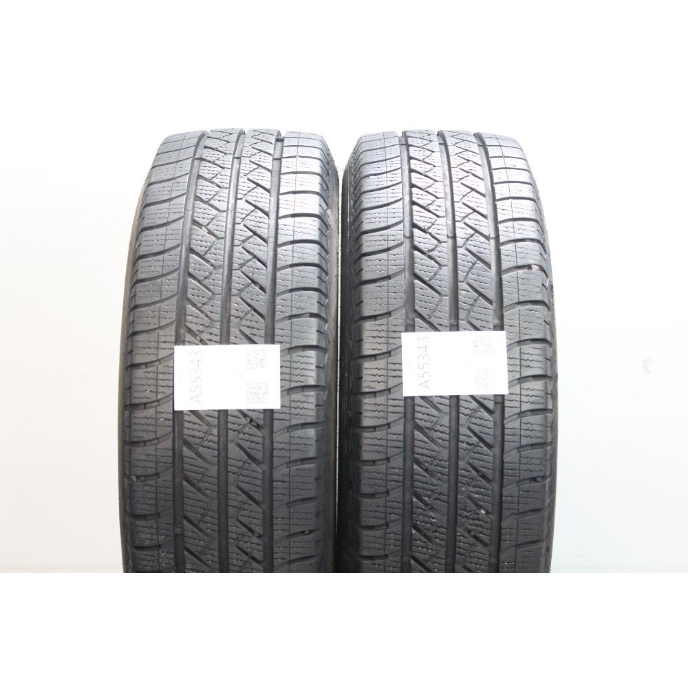 225 70 R15C 112/110R M+S GOODYEAR VECTOR 4 SEASONS CARGO 