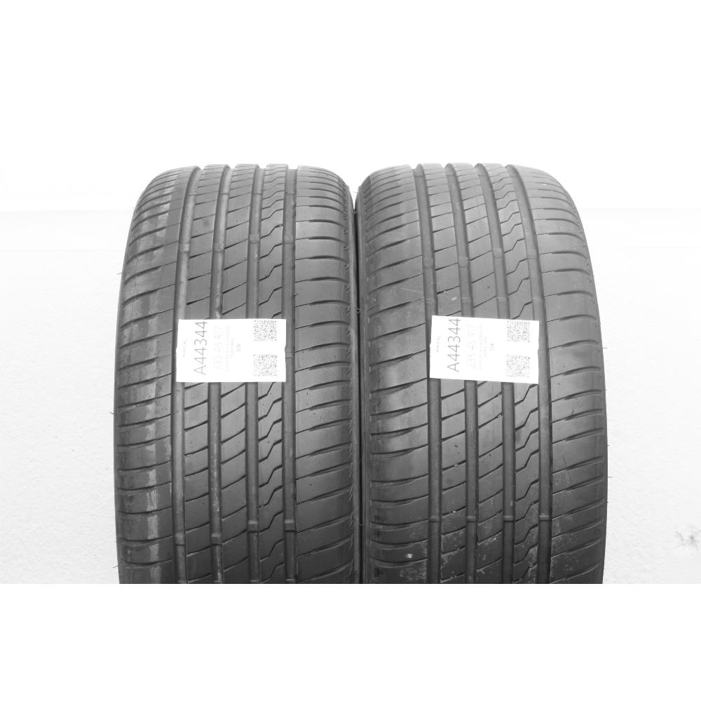 235 45 R17 97Y XL FIRESTONE ROADHAWK