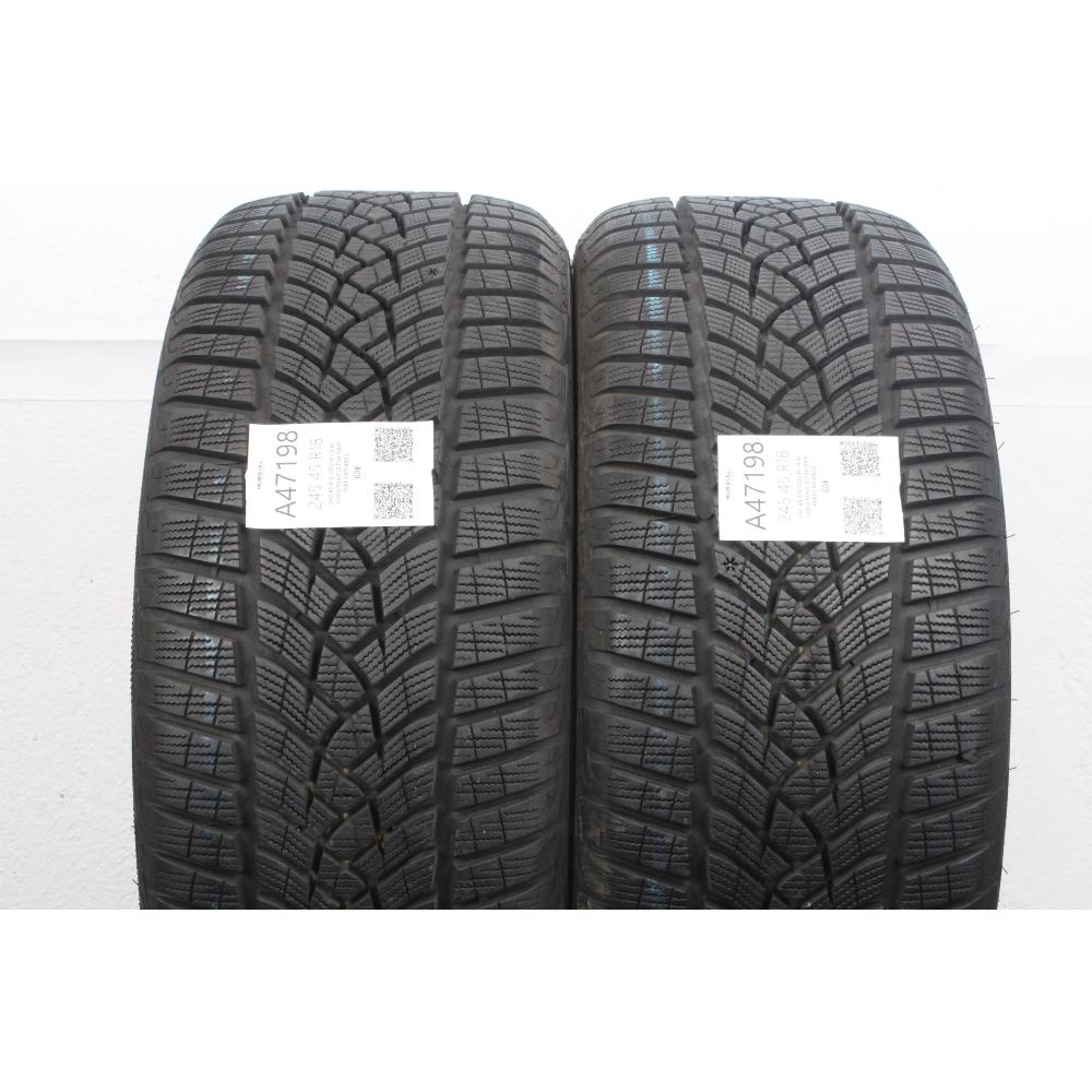 245 45 R18 100V M+S XL GOODYEAR ULTRA GRIP PERFORMANCE